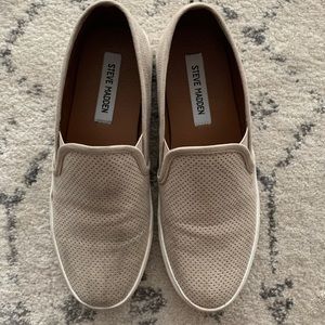 Steve Madden Flats